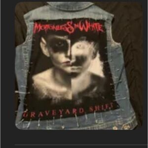 Motionless in white custom